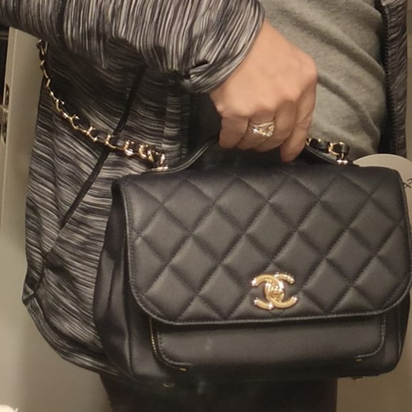 CHANEL Business Affinity Bag Medium In Navy Caviar Leather - Picture 15 of 16